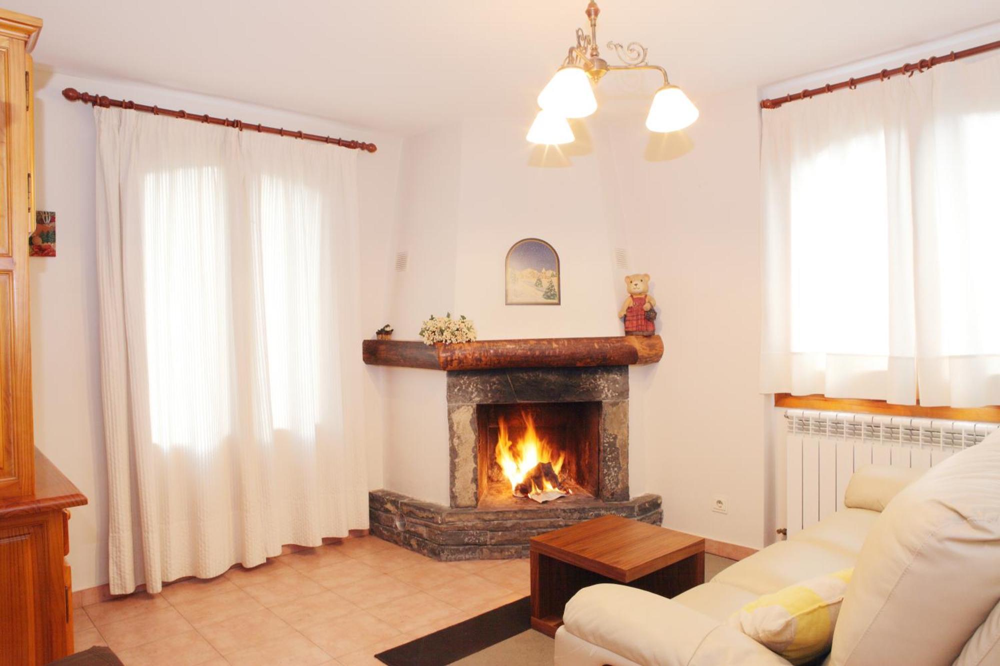 Apartamentos Alba Casa Alquesera Sahun Екстериор снимка